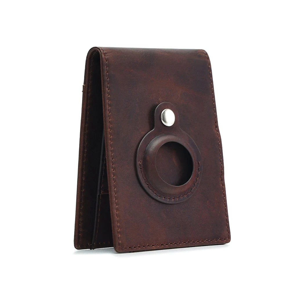 Brown leather wallet with an elegant and practical design, ideal for daily use and organizing cards and money.